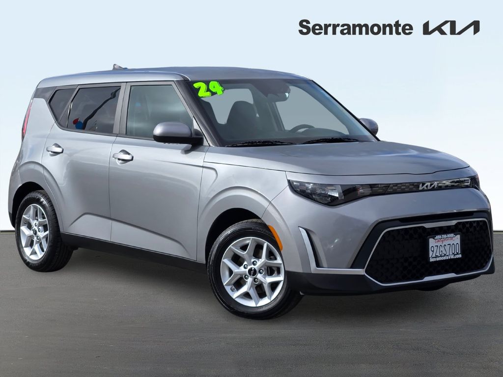 Steel Gray 2024 Kia Soul SUV / Crossover Front-Wheel Drive Continuously Variable Transmission