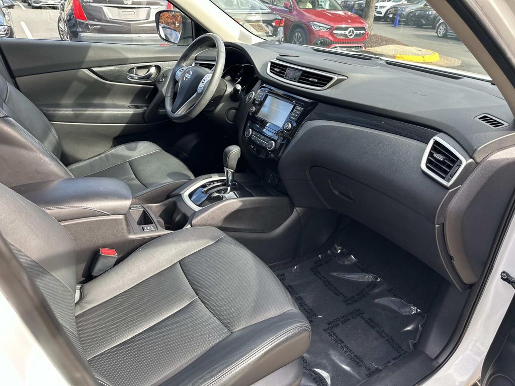 Thumbnail: 2014 Nissan Rogue - 20