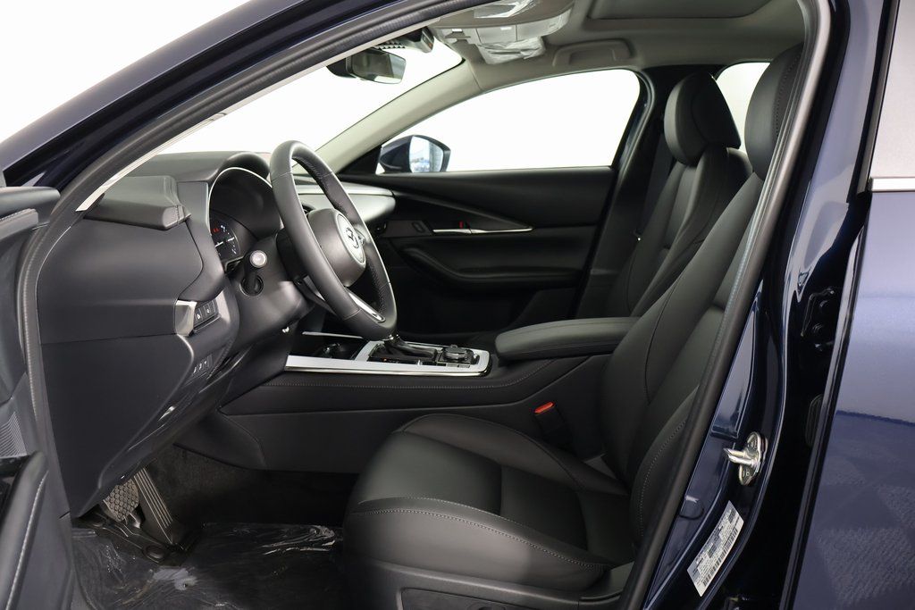 Thumbnail: 2025 Mazda CX-30 - 5