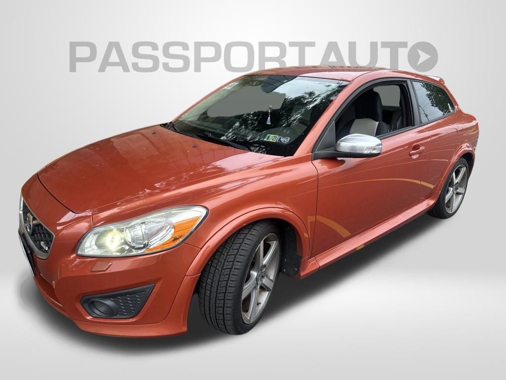 Orange Flame Metallic 2011 Volvo C30 Hatchback Front-Wheel Drive 6-Speed Manual