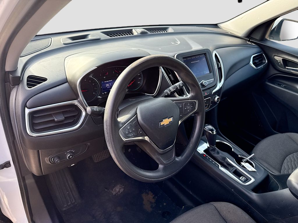 Used 2020 White Chevrolet LT image 9