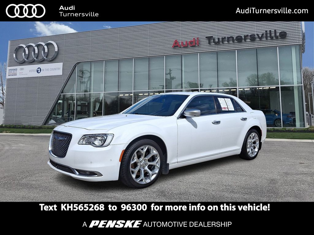Thumbnail: 2019 Chrysler 300 - 1