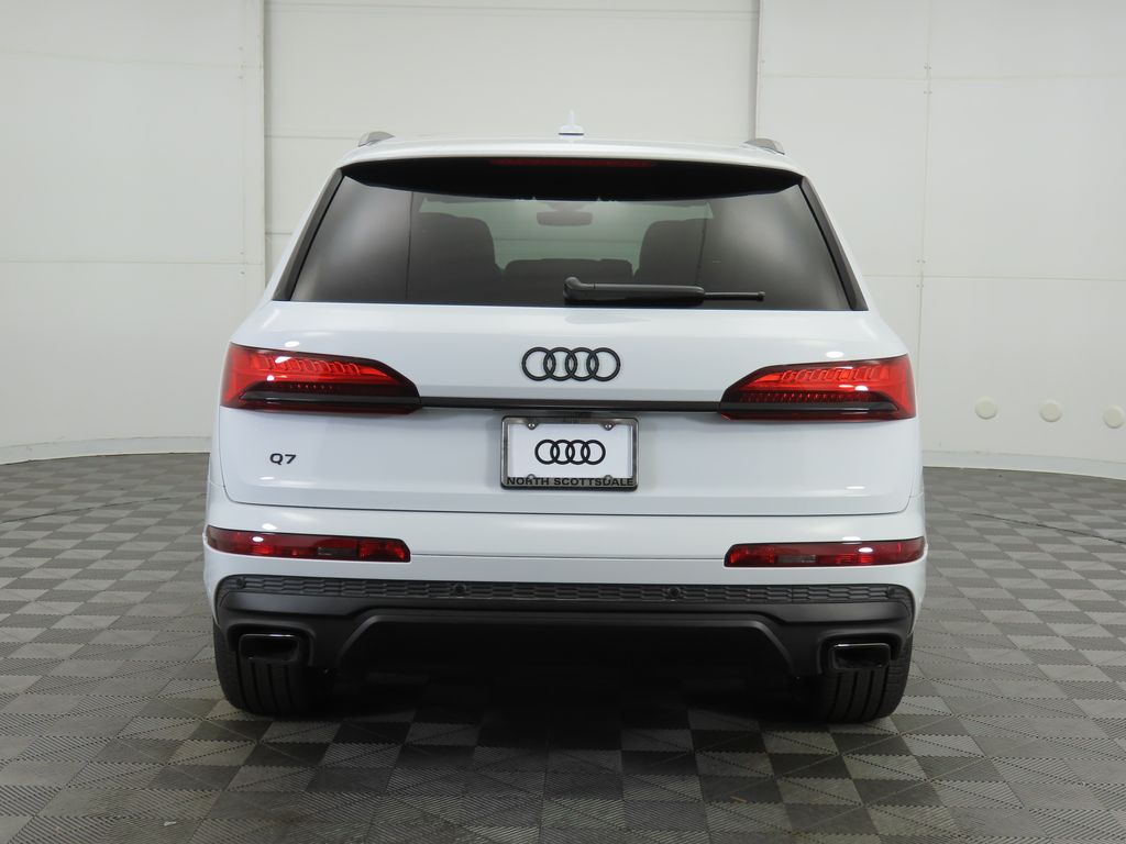 2025 Audi Q7  6