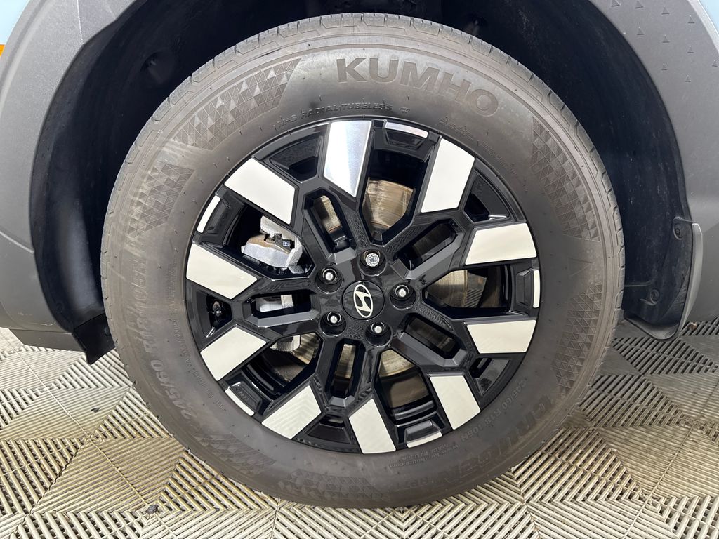 Certified Used 2025 Blue Hyundai SE image 13