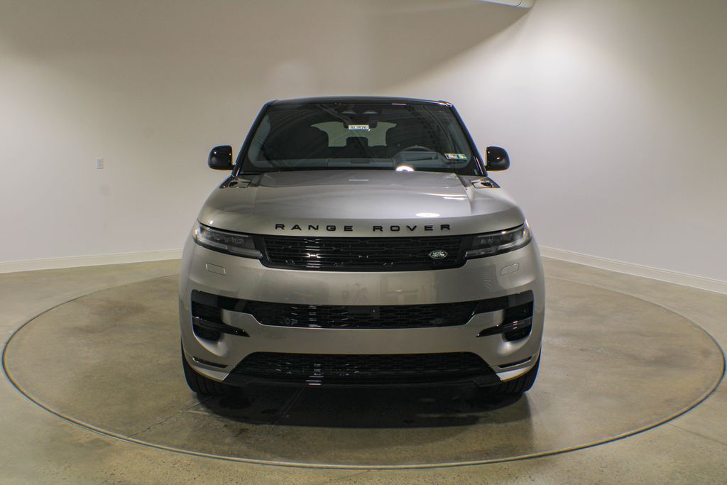 New 2026 Silver Land Rover Dynamic SE image 2