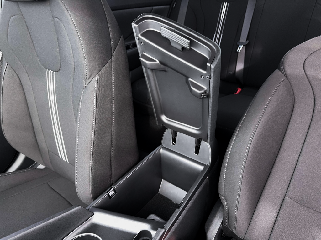 Thumbnail: 2026 Hyundai Elantra - 18