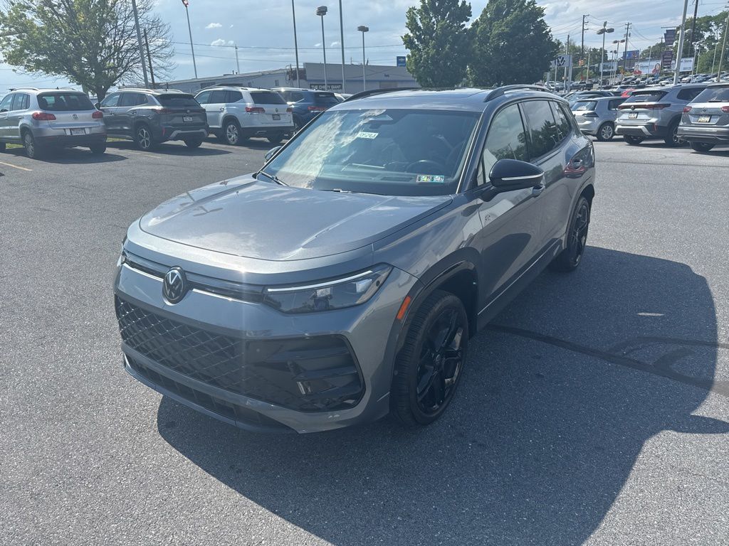 2025 Volkswagen Tiguan 2.0T SE R-Line Black - 9