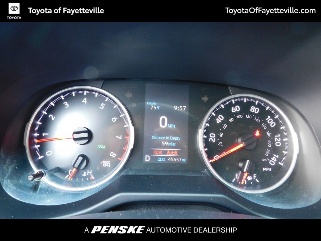 Thumbnail: 2021 Toyota RAV4 - 12