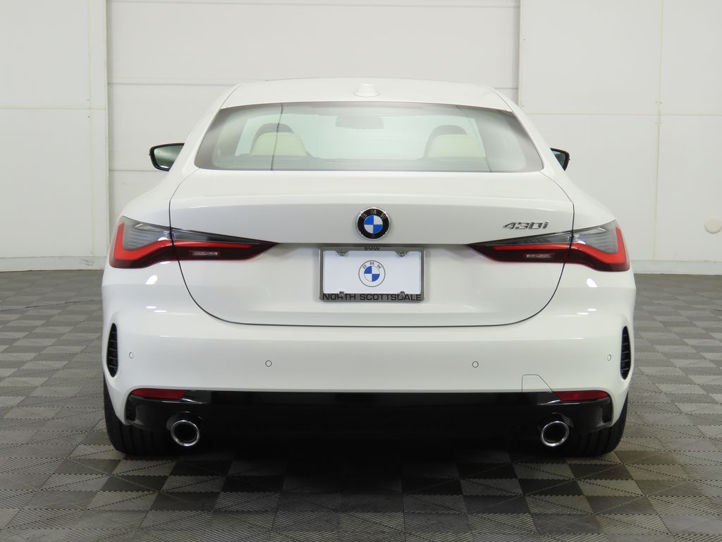 Thumbnail: 2026 BMW 4 Series - 6