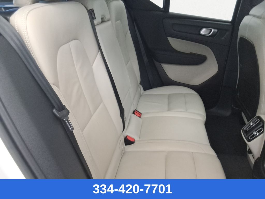 used 2023 Volvo XC40 car, priced at $29,397