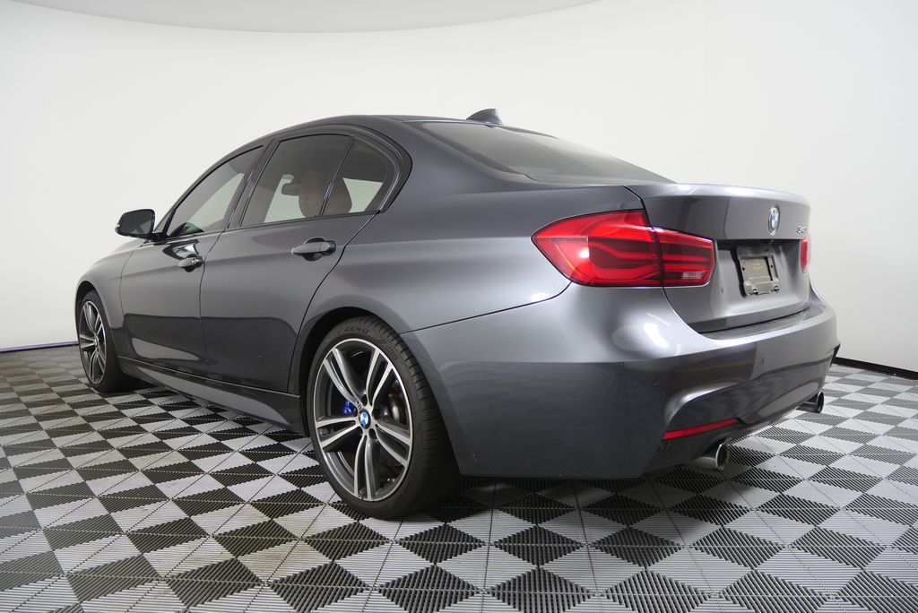 Thumbnail: 2017 BMW 3 Series - 5