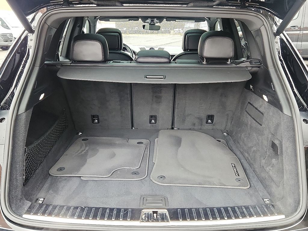 Thumbnail: 2021 Porsche Cayenne - 29