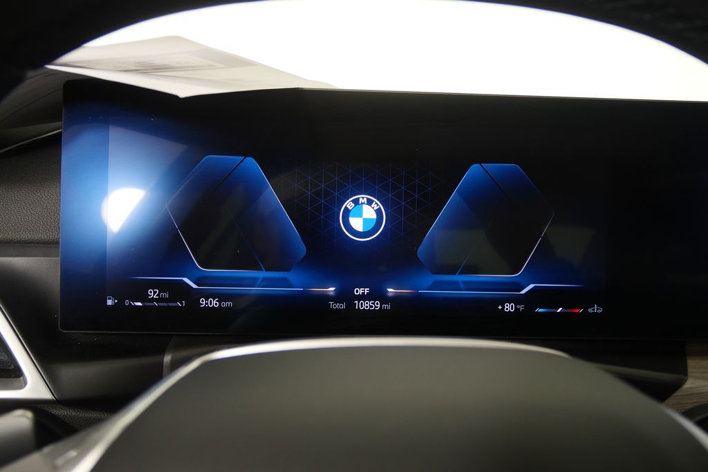 Thumbnail: 2025 BMW 3 Series - 23