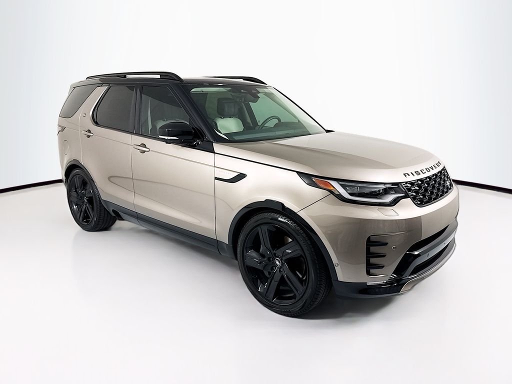 Thumbnail: 2025 Land Rover Discovery - 3