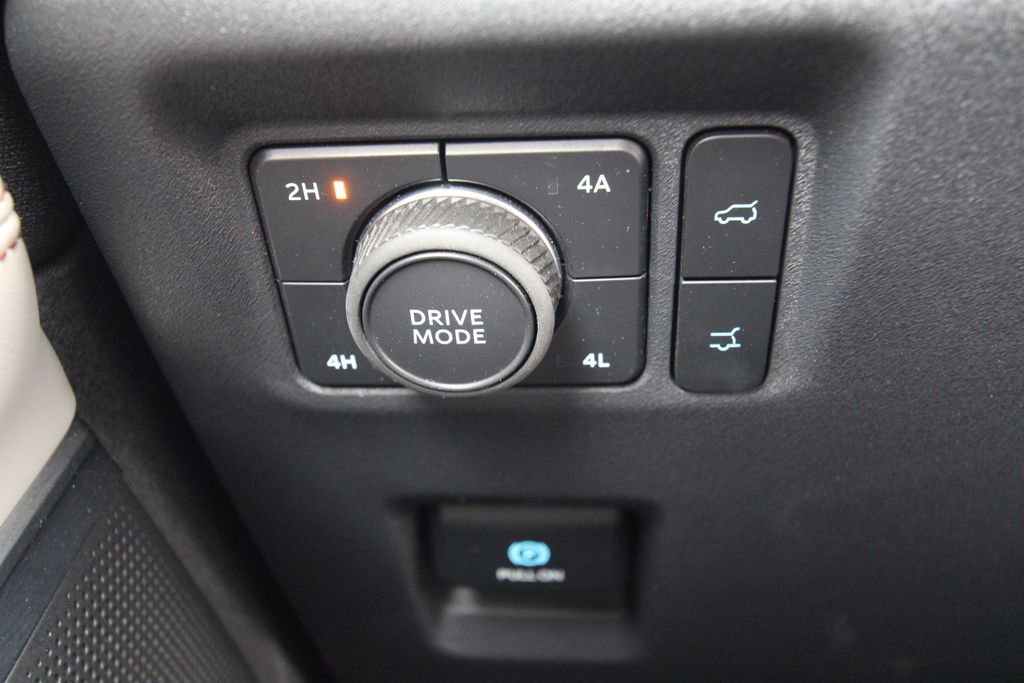 Used 2025 Ford Expedition SUV