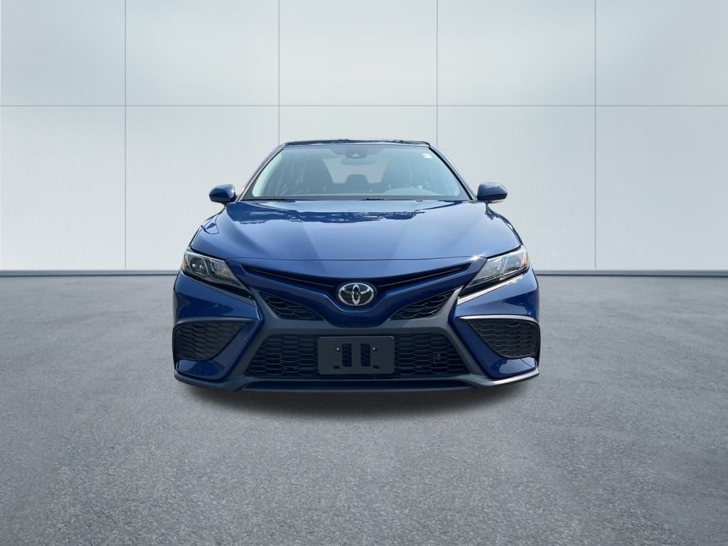 Camry SE