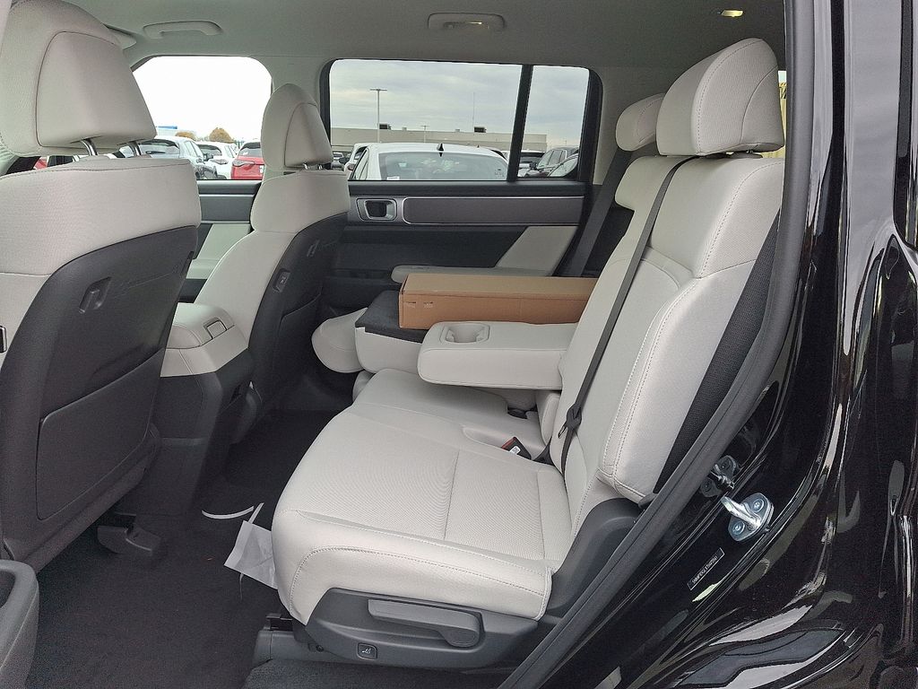 Thumbnail: 2026 Hyundai Santa Fe - 5