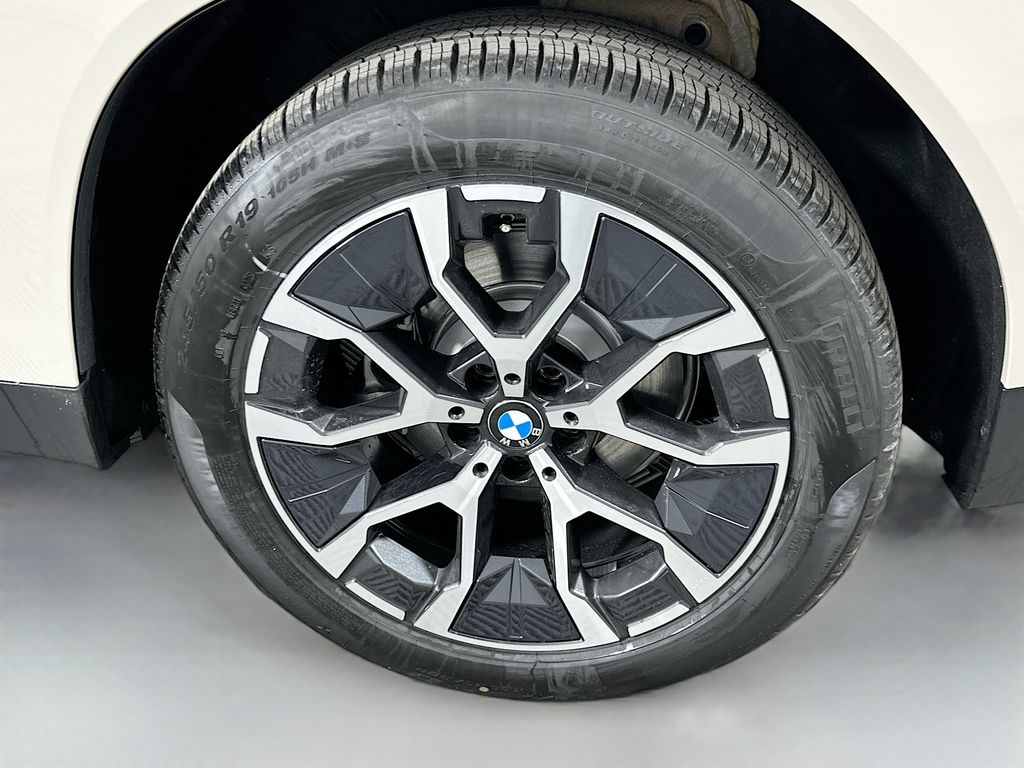 Thumbnail: 2026 BMW X3 - 23