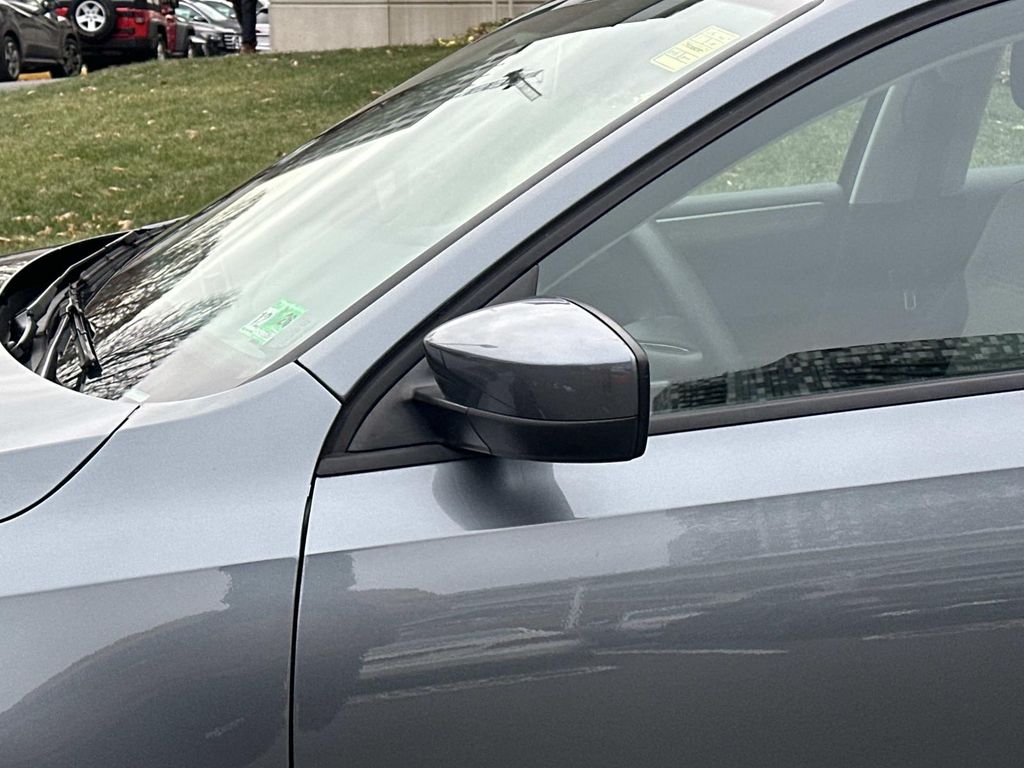 Thumbnail: 2018 Volkswagen Jetta - 13