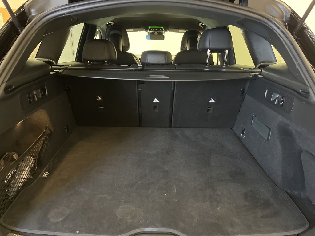 Thumbnail: 2025 Mercedes-Benz GLC - 25