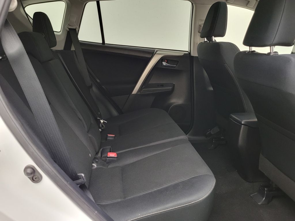 Thumbnail: 2015 Toyota RAV4 - 16