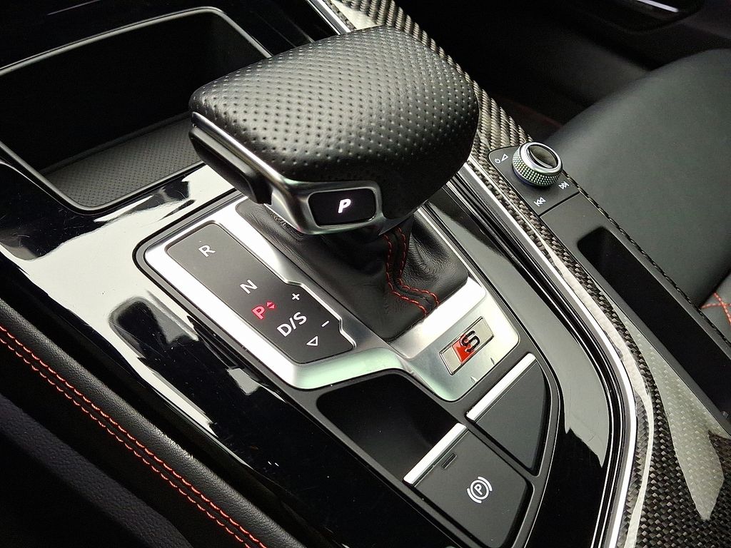 Thumbnail: 2023 Audi S4 - 15