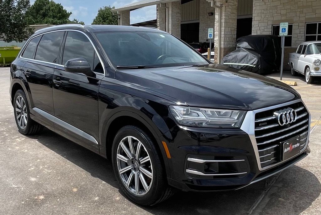 2018 Audi Q7 3.0T Prestige Black at Autostrade