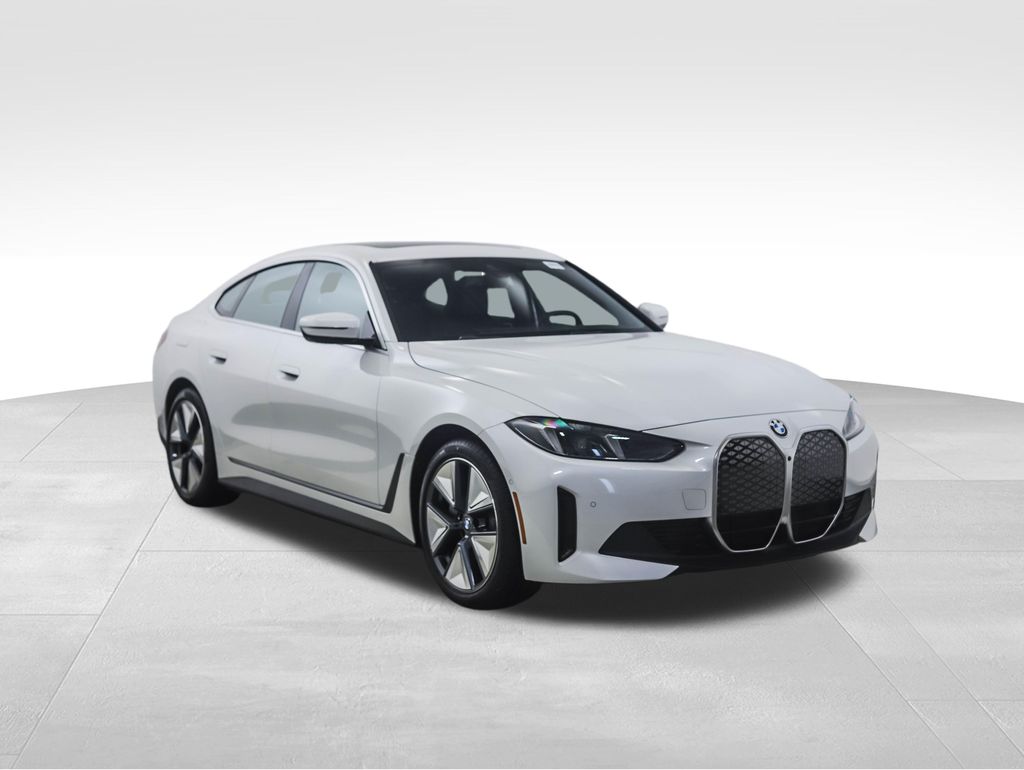 Thumbnail: 2026 BMW i4 - 7