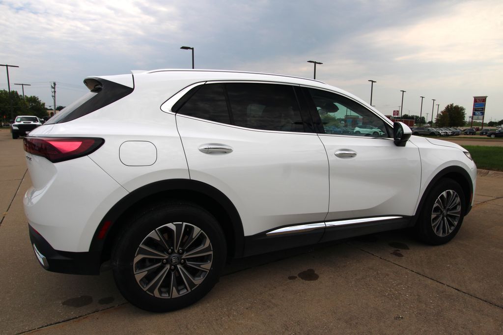Used 2024 Buick Envision SUV
