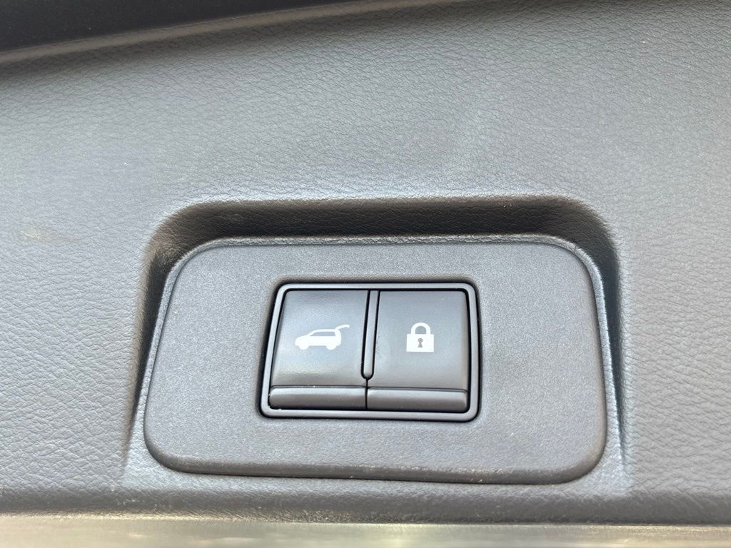 Used 2021 Nissan Rogue SUV