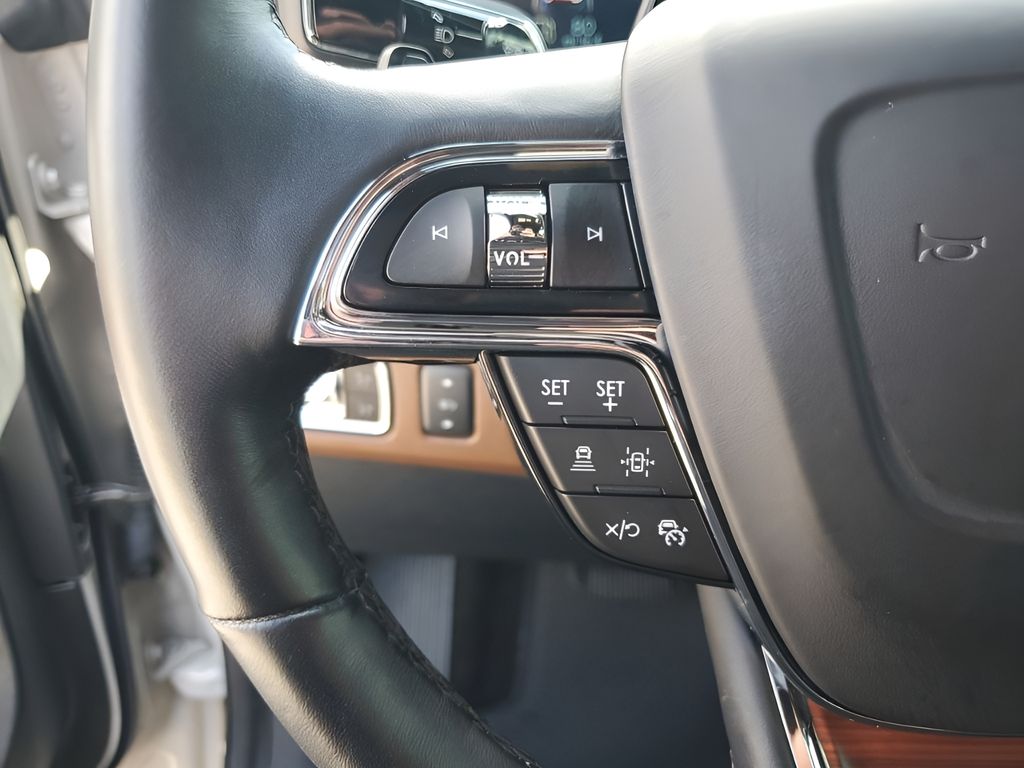 Used Car 2023 Lincoln Navigator  L Reserve For Sale Under $60,000 In Austin, Texas