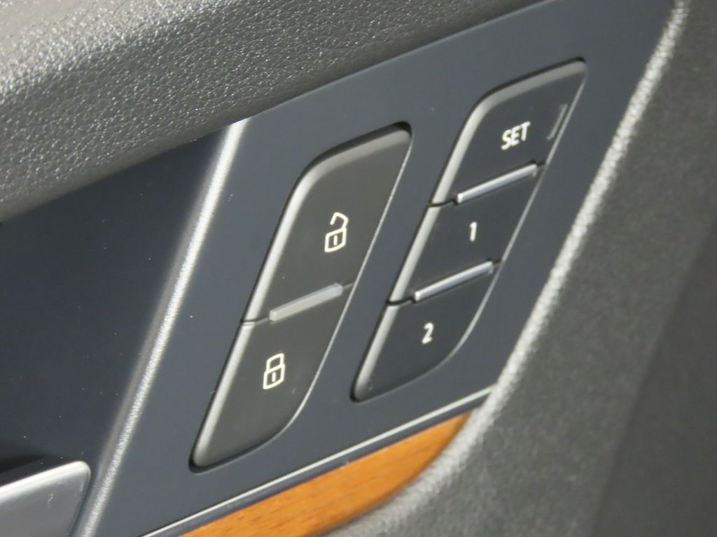 Thumbnail: 2022 Audi Q5 - 28