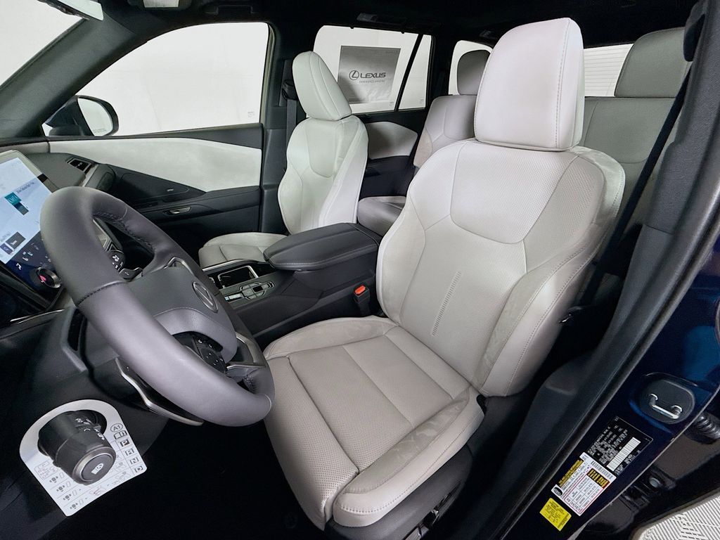 Thumbnail: 2026 Lexus TX - 16