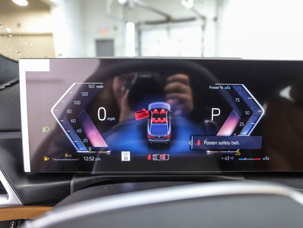 Thumbnail: 2025 BMW 4 Series - 14