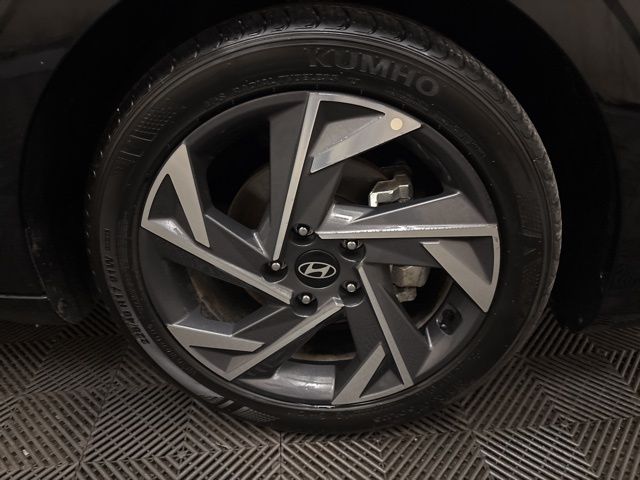 New 2025 Hyundai Elantra For Sale in Bedford, OH
