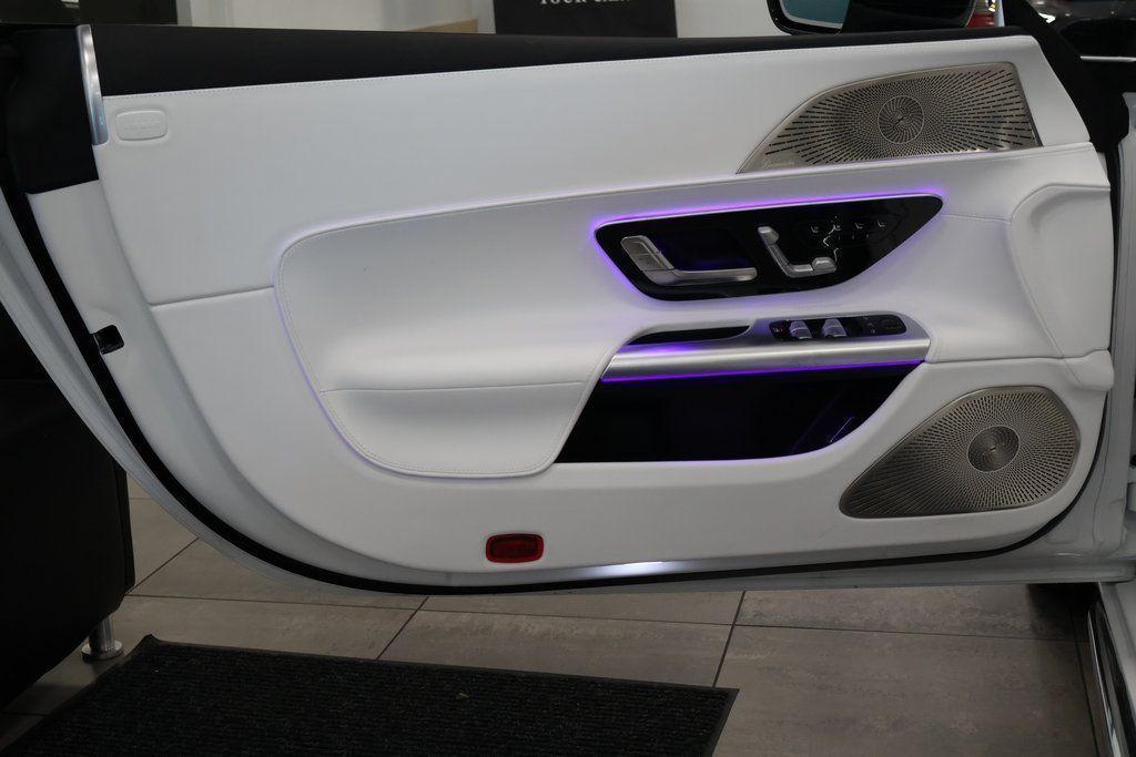 Thumbnail: 2026 Mercedes-Benz SL-Class - 6