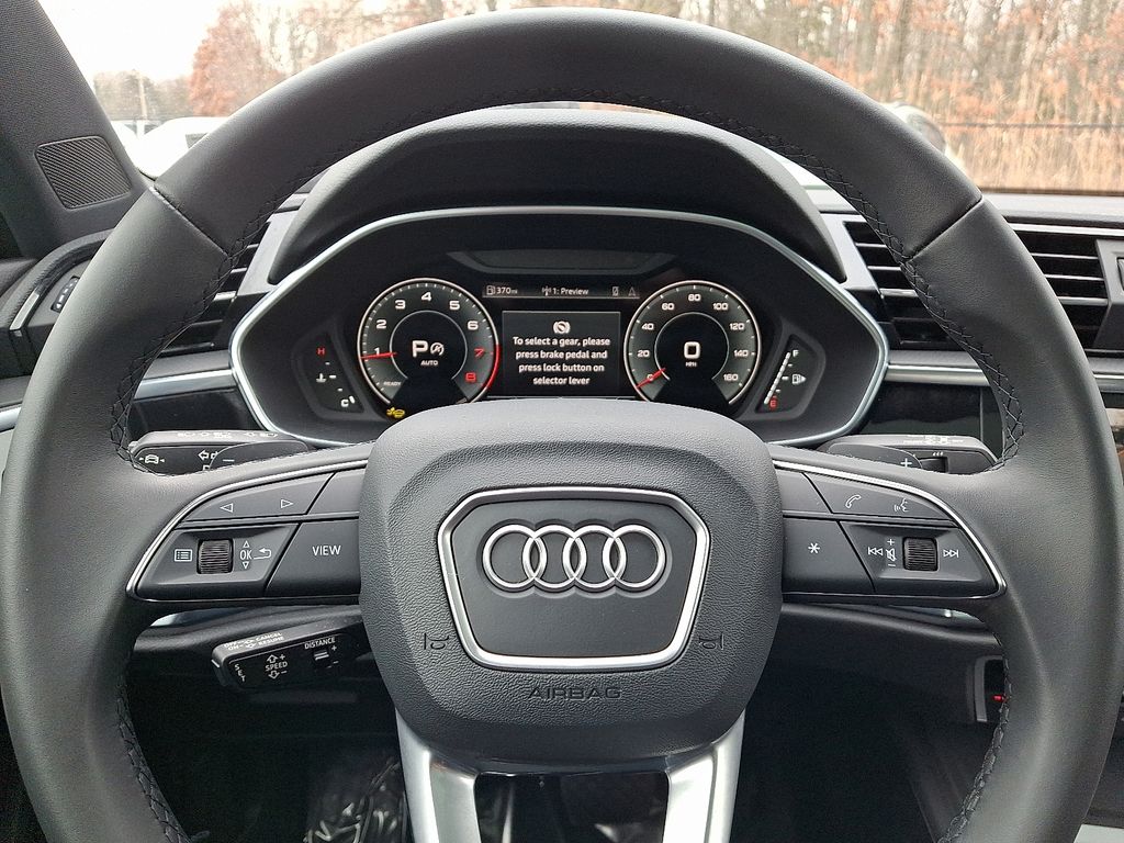 Thumbnail: 2025 Audi Q3 - 20