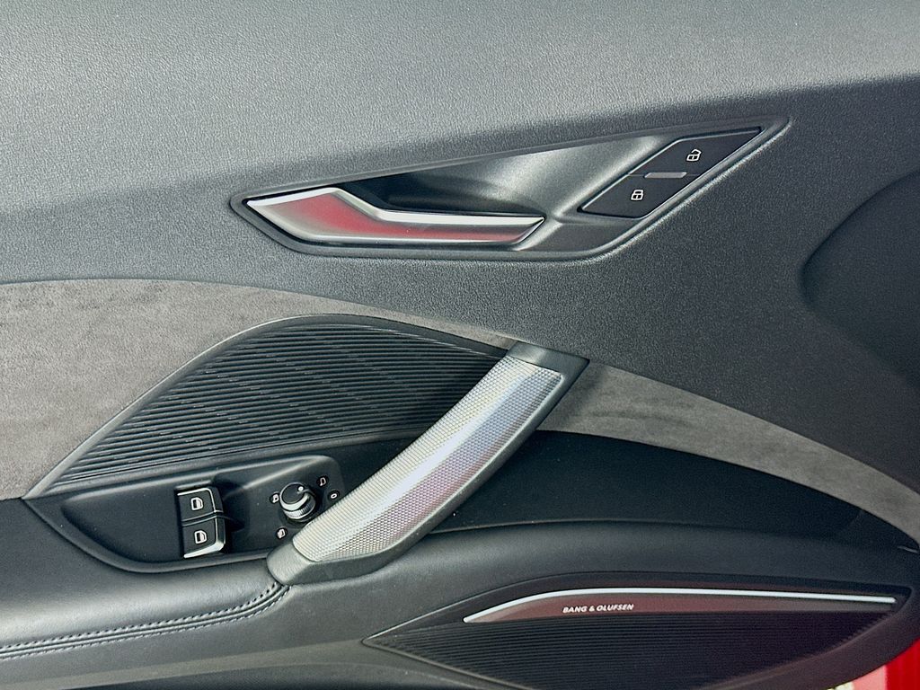 Thumbnail: 2017 Audi TT - 18