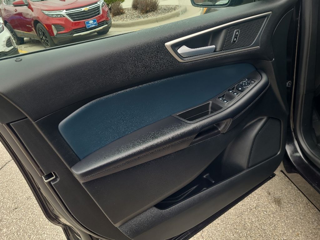 used 2023 Ford Edge car, priced at $26,981
