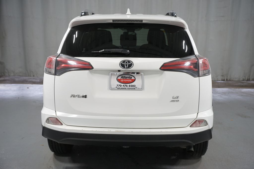 Thumbnail: 2017 Toyota RAV4 - 7