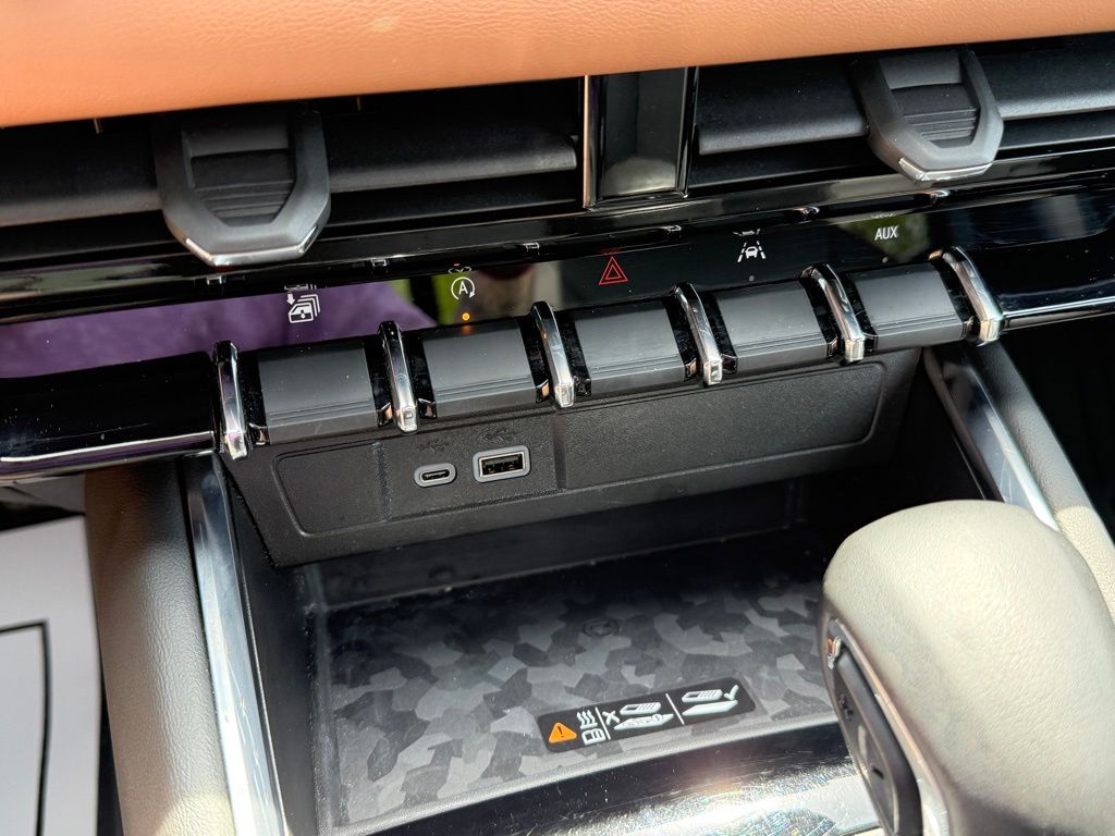 2024 GMC Canyon