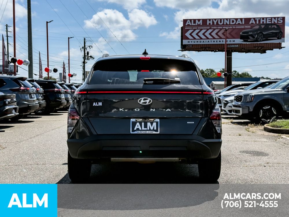 Used 2024 Gray Hyundai SEL image 14