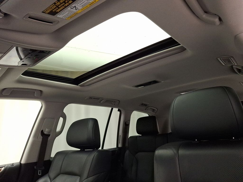 2019 Lexus LX 570 15