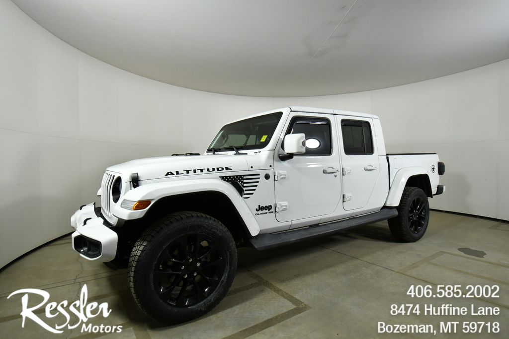  2021 Jeep Gladiator Overland Crew Cab 4WD   