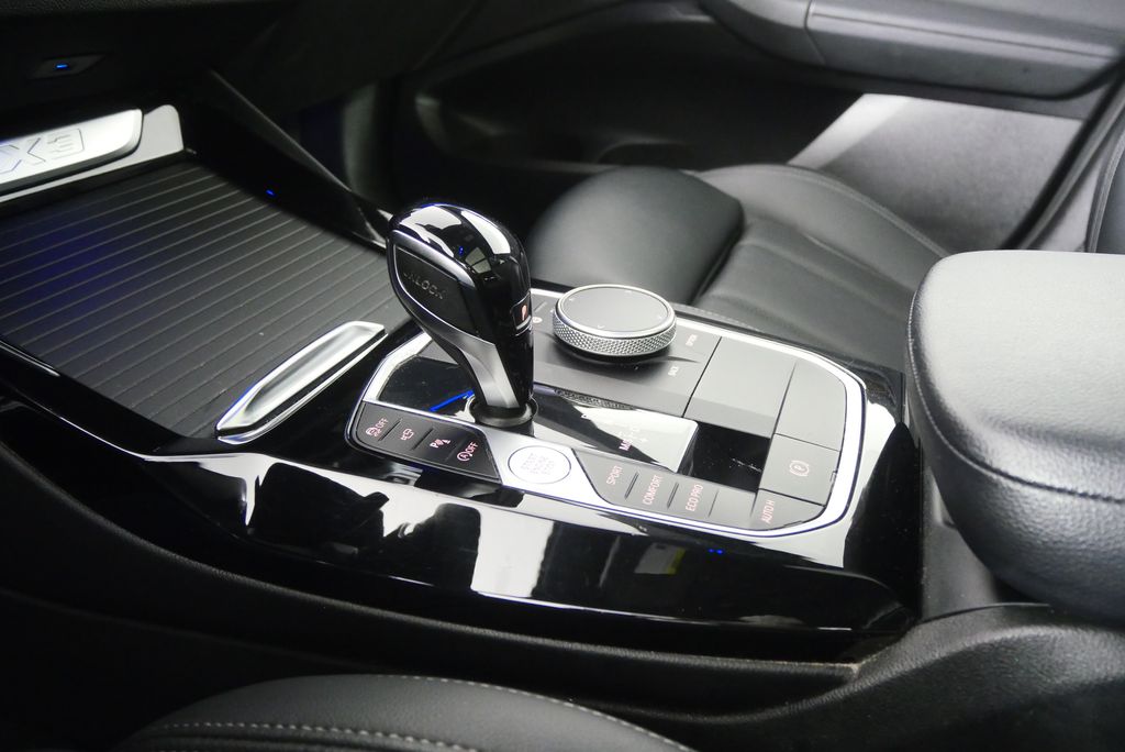 Thumbnail: 2023 BMW X3 - 22