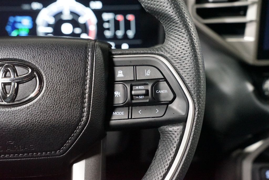 Thumbnail: 2025 Toyota Tundra - 14