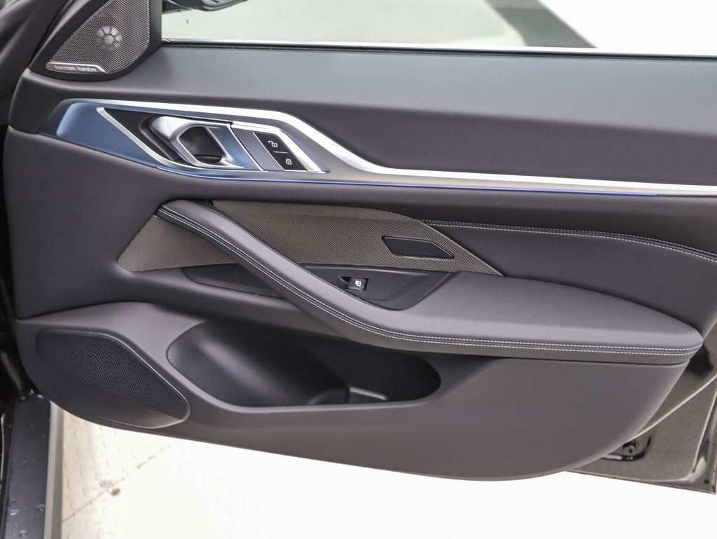 Thumbnail: 2025 BMW i4 - 29