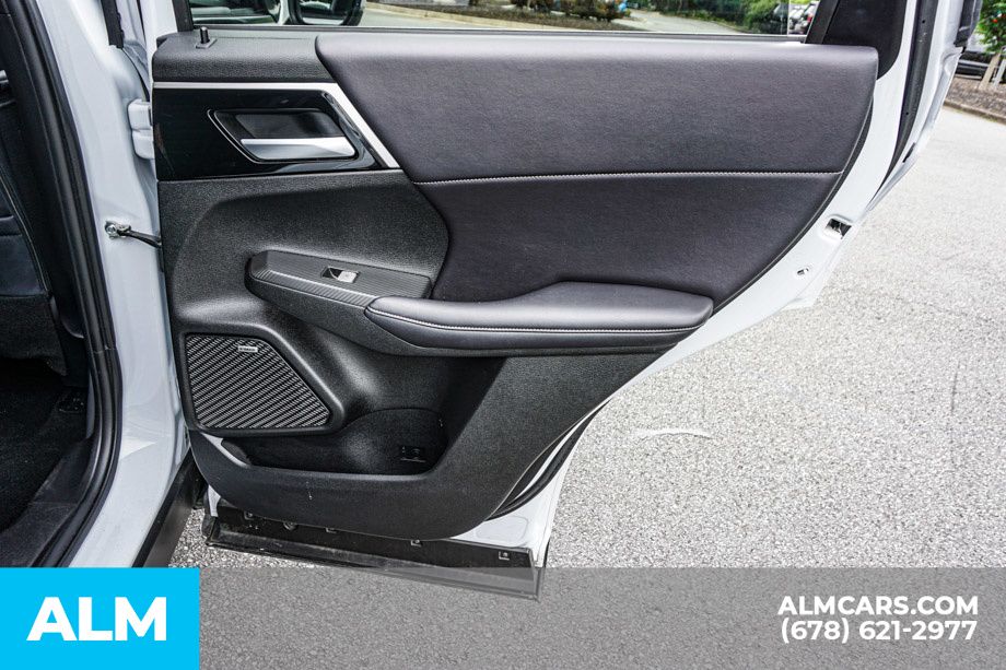 2025 Mitsubishi Outlander SE - Photo 58