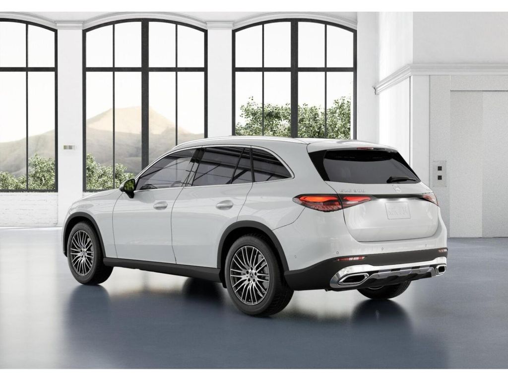 Thumbnail: 2026 Mercedes-Benz GLC - 29