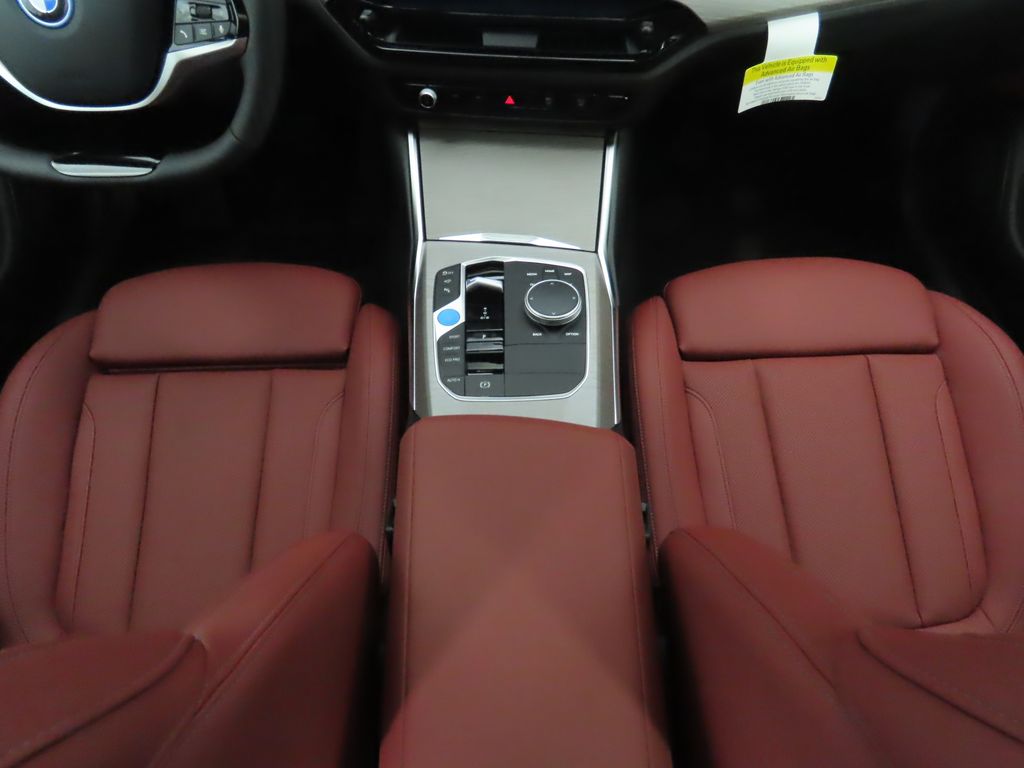 2025 BMW i4 xDrive40 17
